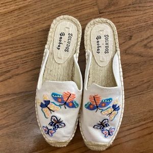 Super cute Soludos x Baobap espadrille mules!